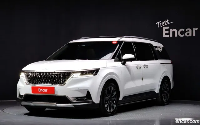 Kia Carnival 7 — миниатюра 1