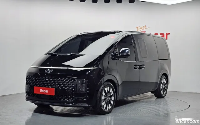 Hyundai Staria 4WD 9 — миниатюра 1