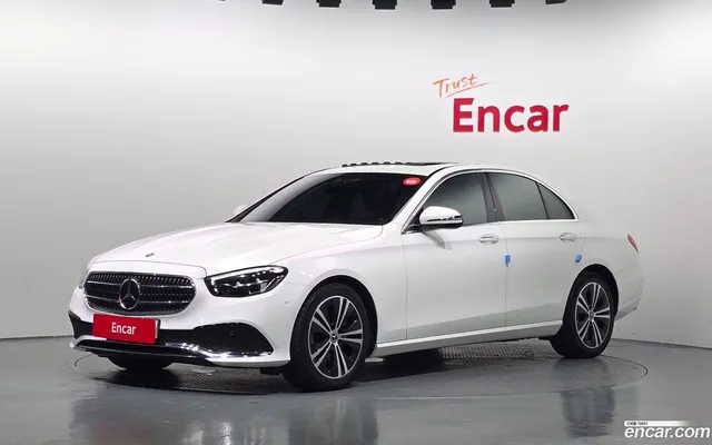 Mercedes-Benz E-Class (W213) E250 — миниатюра 1