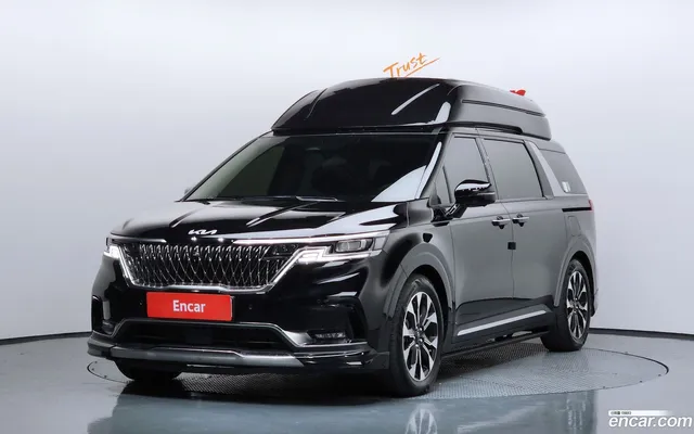 Kia Carnival 9 () — миниатюра 1