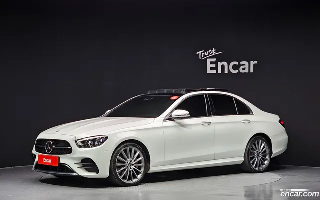 Mercedes-Benz E-Class (W213) E350 4MATIC AMG Line — миниатюра 1