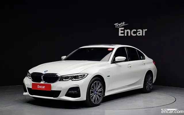 BMW 3 Series (G20) 320e M — миниатюра 1