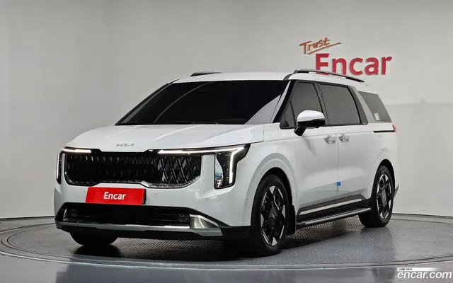 Kia Carnival 7 — миниатюра 1