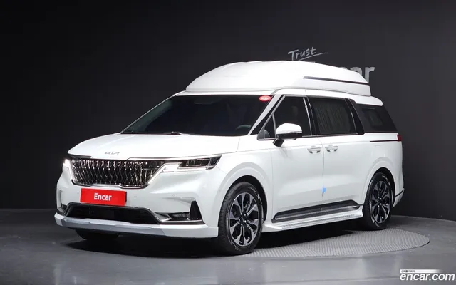 Kia Carnival 7 — миниатюра 1