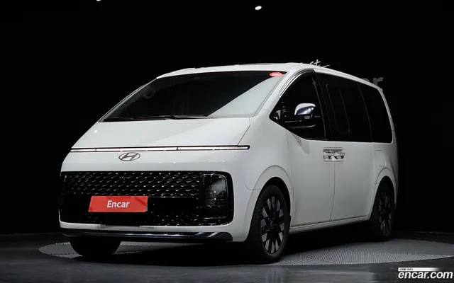 Hyundai Staria 4WD 9 — миниатюра 1