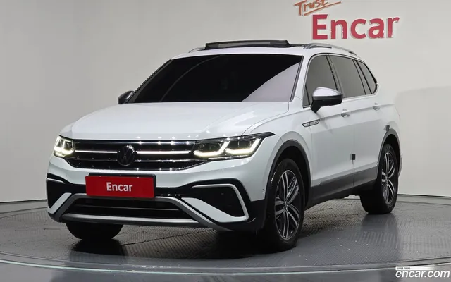 Volkswagen Tiguan Allspace 2.0 TSI — миниатюра 1