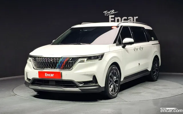 Kia Carnival 9 — миниатюра 1