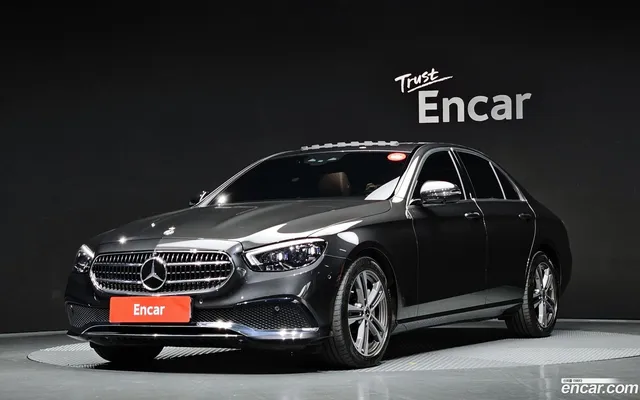 Mercedes-Benz E-Class (W213) E350 4MATIC — миниатюра 1