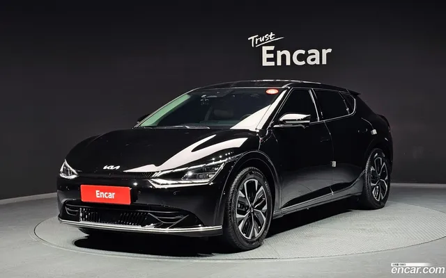 Kia EV6 — миниатюра 1