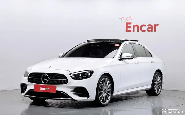 Mercedes-Benz E-Class (W213) E350 4MATIC AMG Line — миниатюра 1