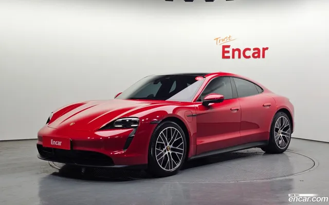 Porsche Taycan — миниатюра 1