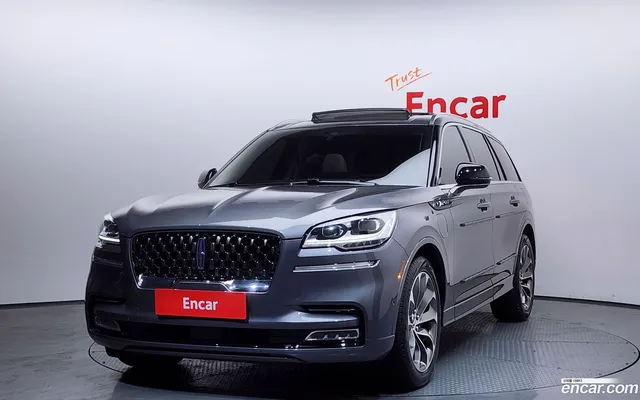 Lincoln Aviator 3.0 PHEV GT AWD — миниатюра 1