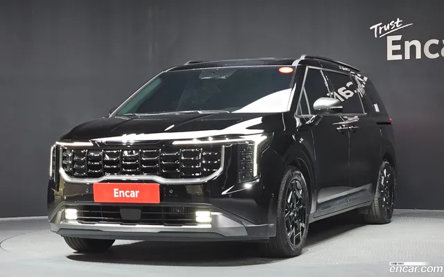 Kia Carnival 7 — миниатюра 1