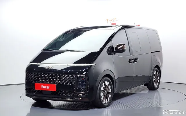 Hyundai Staria 4WD 9 — миниатюра 1