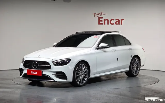 Mercedes-Benz E-Class (W213) E350 4MATIC AMG Line — миниатюра 1