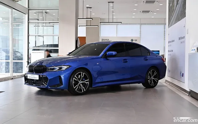 BMW 3 Series (G20) 320i M — миниатюра 1