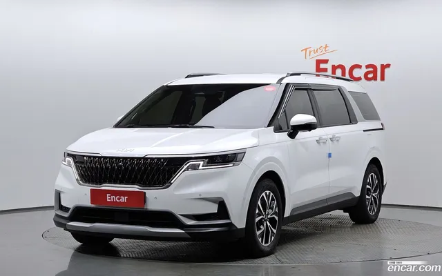 Kia Carnival 9 — миниатюра 1