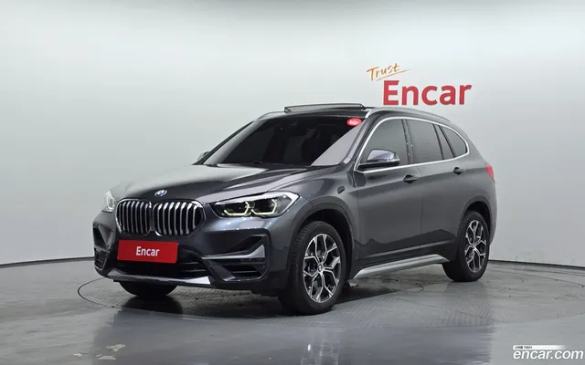 BMW X1 (F48) xDrive 20i xLine — миниатюра 1