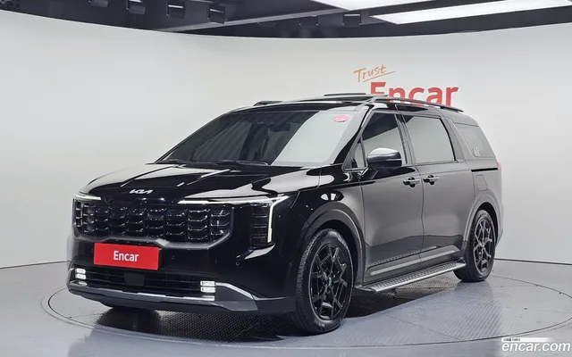 Kia Carnival 7 — миниатюра 1