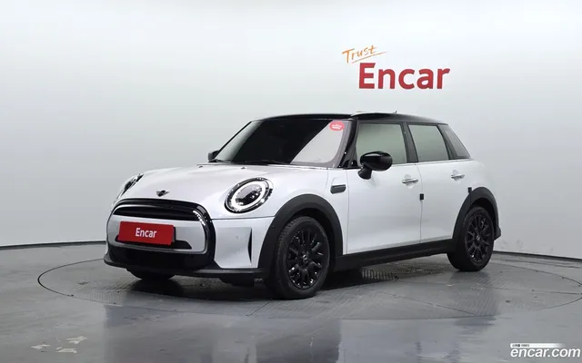 MINI Cooper 5 — миниатюра 1