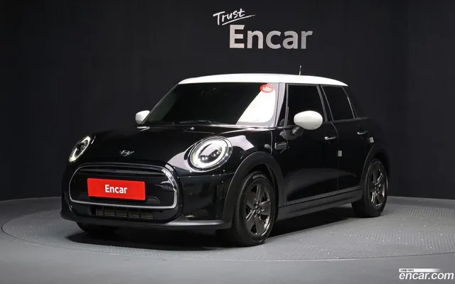 MINI Cooper 5 — миниатюра 1