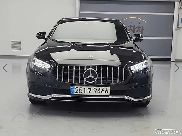 Mercedes-Benz E-Class (W213) E250 — миниатюра 1