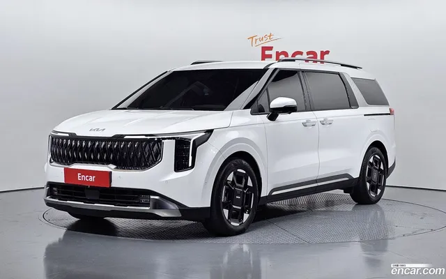 Kia Carnival 7 — миниатюра 1