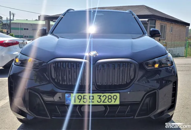 BMW X5 (G05) xDrive 50e M — миниатюра 1