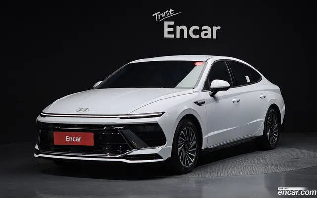 Hyundai (DN8) — миниатюра 1