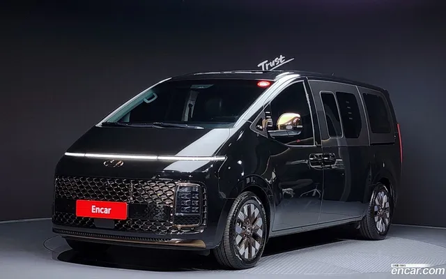 Hyundai Staria 4WD 7 — миниатюра 1