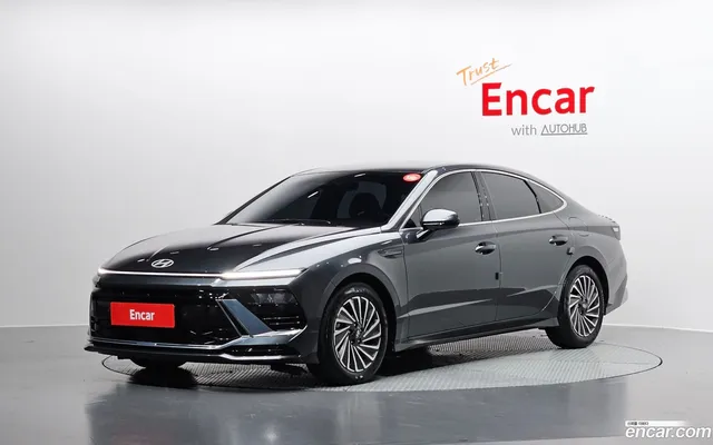 Hyundai (DN8) — миниатюра 1