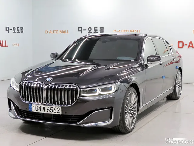 BMW 7 Series (G11) 730Ld xDrive — миниатюра 1