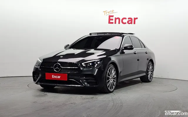 Mercedes-Benz E-Class (W213) E350 4MATIC AMG Line — миниатюра 1