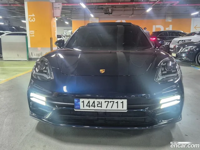 Porsche Panamera (971) 2.9 AWD E- — миниатюра 1