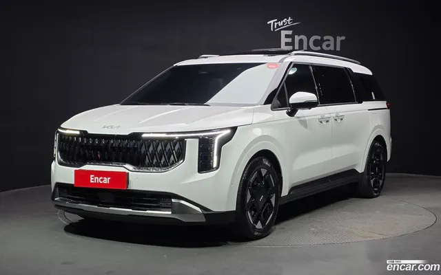 Kia Carnival 7 — миниатюра 1