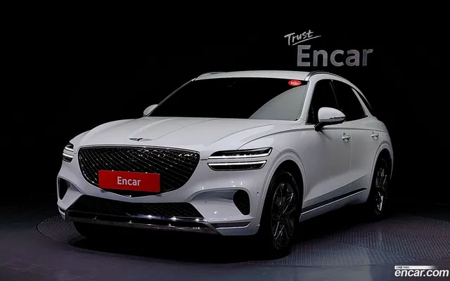 Genesis GV70 2.5T 2WD — миниатюра 1