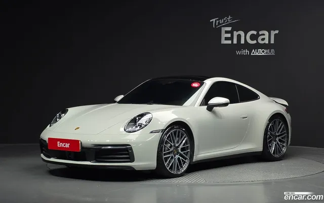 Porsche 911 (992) — миниатюра 1