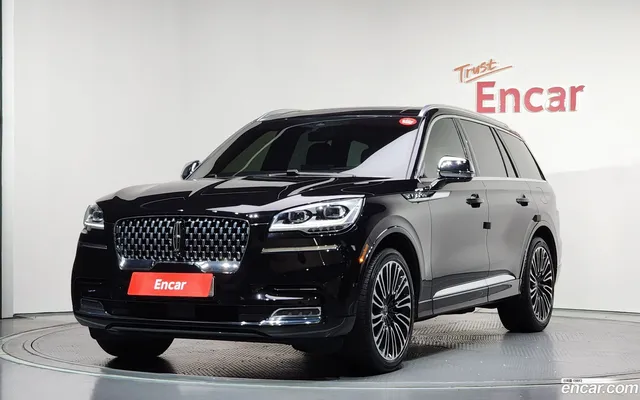 Lincoln Aviator 3.0 AWD — миниатюра 1