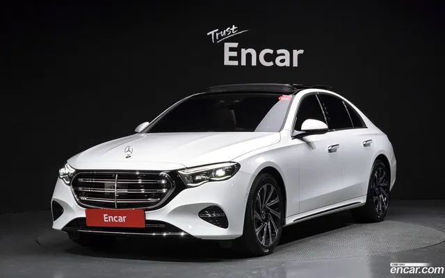 Mercedes-Benz E-Class (W214) E300 4MATIC — миниатюра 1