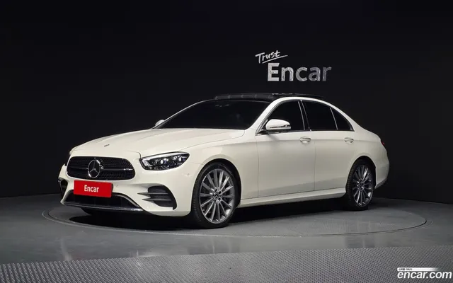 Mercedes-Benz E-Class (W213) E350 4MATIC AMG Line — миниатюра 1