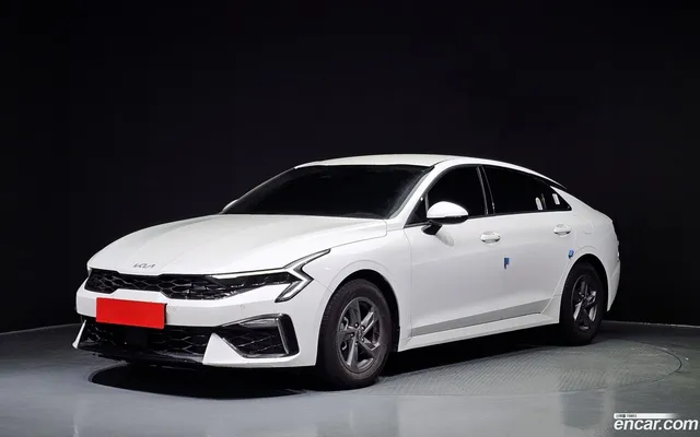 Kia K5 3 2.0 LPi() — миниатюра 1