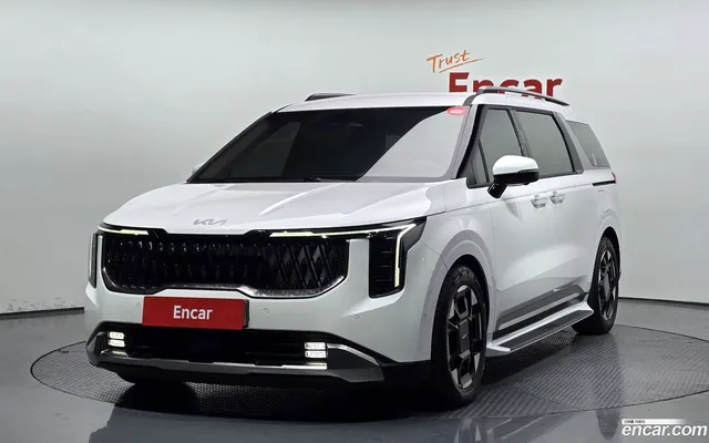 Kia Carnival 7 — миниатюра 1