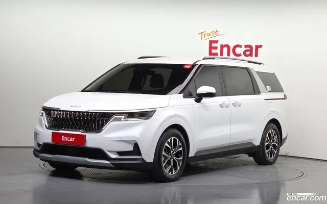 Kia Carnival 9 — миниатюра 1