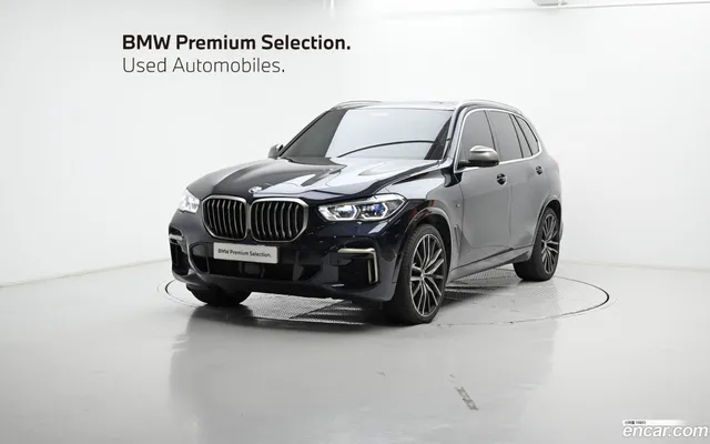 BMW X5 (G05) M50i — миниатюра 1