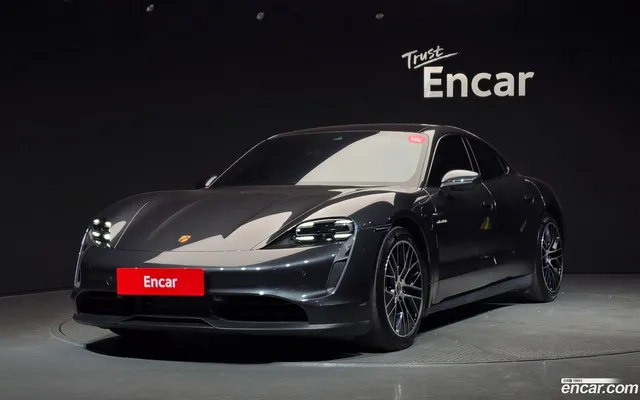 Porsche Taycan — миниатюра 1