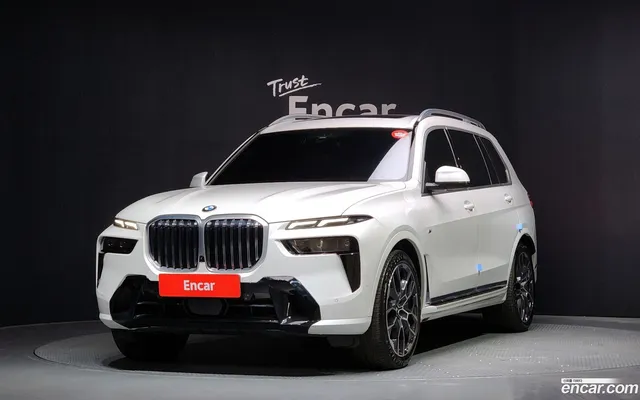 BMW X7 (G07) xDrive 40i M 6 — миниатюра 1
