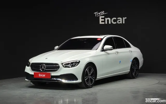 Mercedes-Benz E-Class (W213) E250 — миниатюра 1