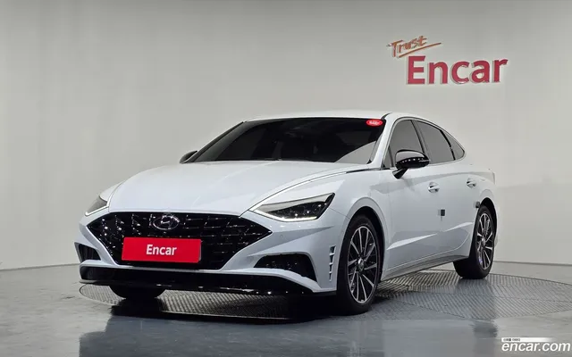 Hyundai Sonata (DN8) 1.6 — миниатюра 1