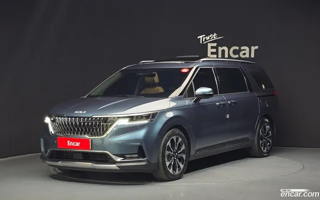 Kia Carnival 7 — миниатюра 1