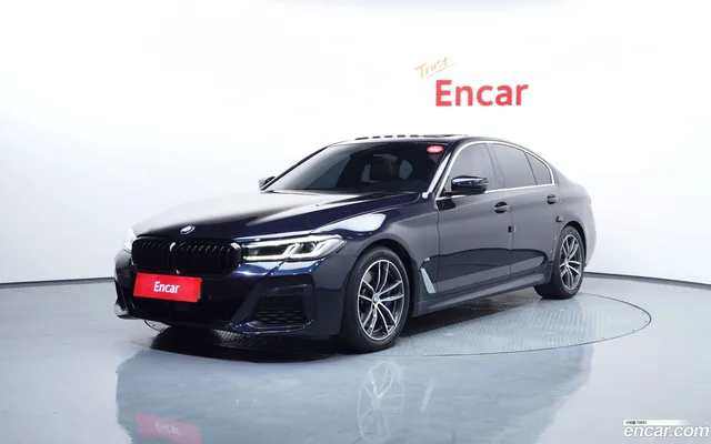 BMW 5 Series (G30) 523d M — миниатюра 1